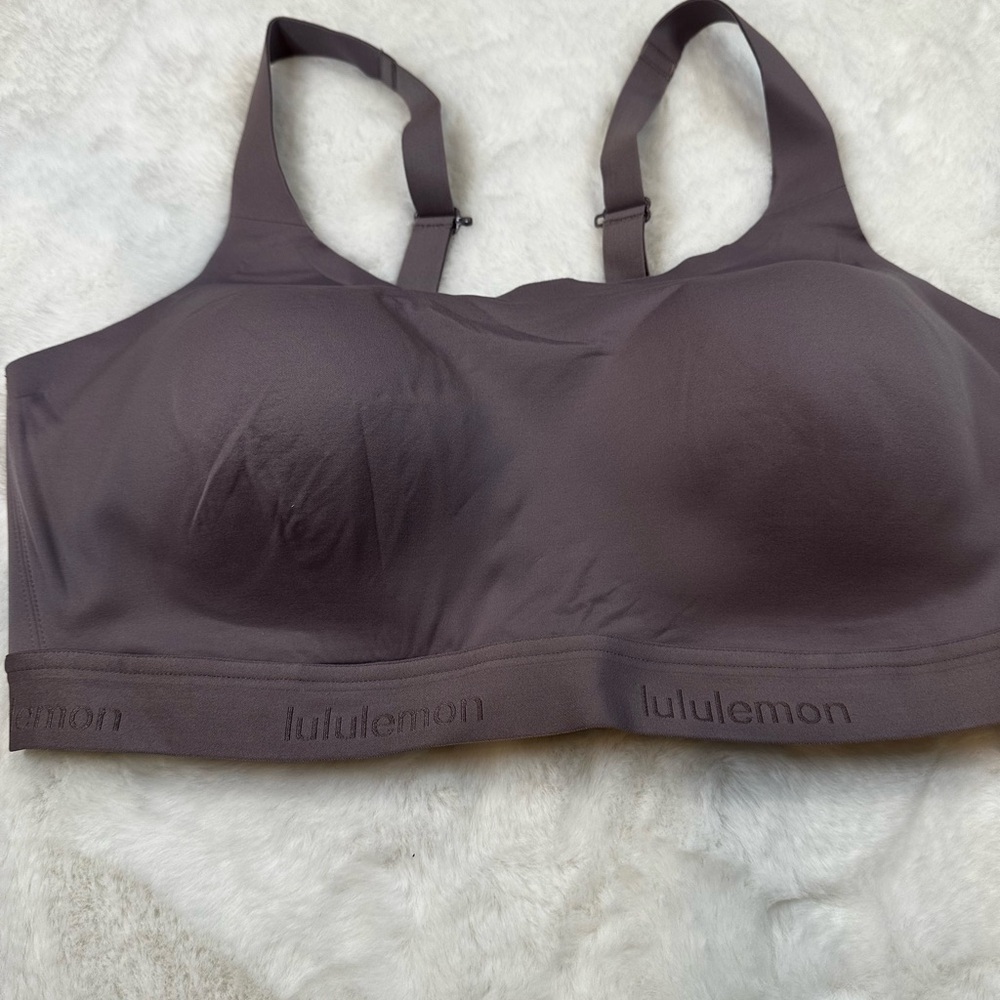 lululemon athletica Women's lavender Sports Bra - Picture 1 of 7